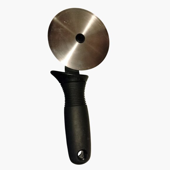 OXO Pizza Cutter Wheel  Ergonomic Handle - Picture 2 of 7